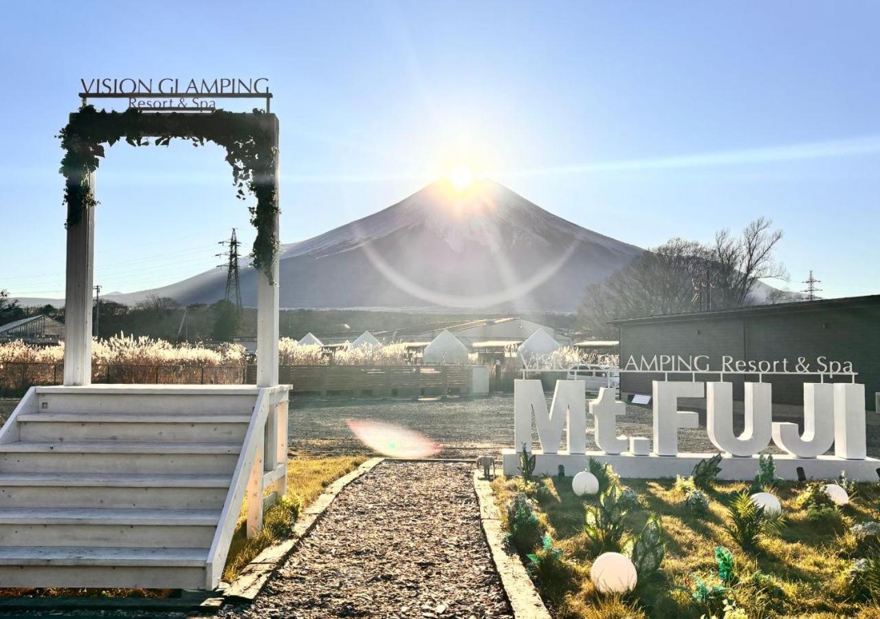 Vision Glamping Resort & Spa 山中湖 ビジョングランピングリゾート山中湖 Yamanakako Buitenkant foto